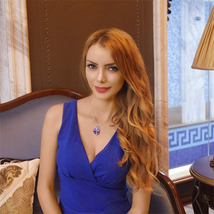 Swarovski® Crystal Rose Heart Pendant Earring Necklace (3 Options)