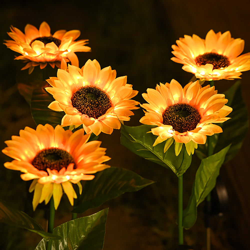 Sunflower Outdoor Solar Lamp