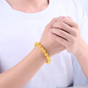 Pixiu Feng Shui Gold Bead Attract Wealth and Good Luck Bracelet Charm (2 Designs)